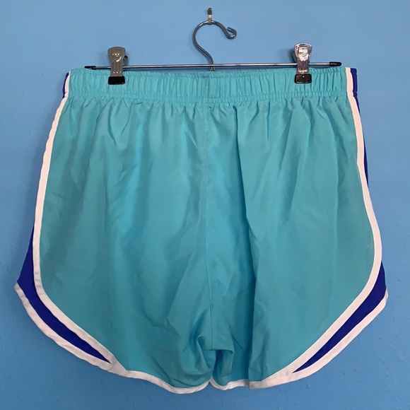 Light Blue Nike Tempo Dri-Fit Shorts in Size Large - Picture 2 of 4